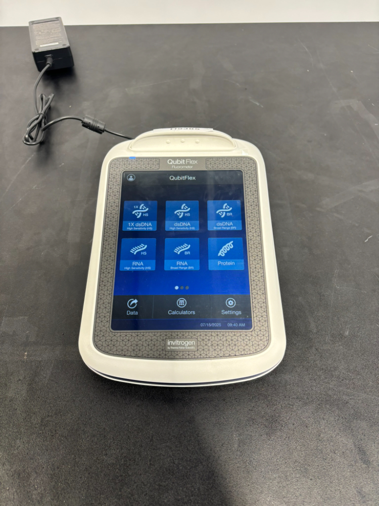 Image of Invitrogen Qubit Flex fluorometer